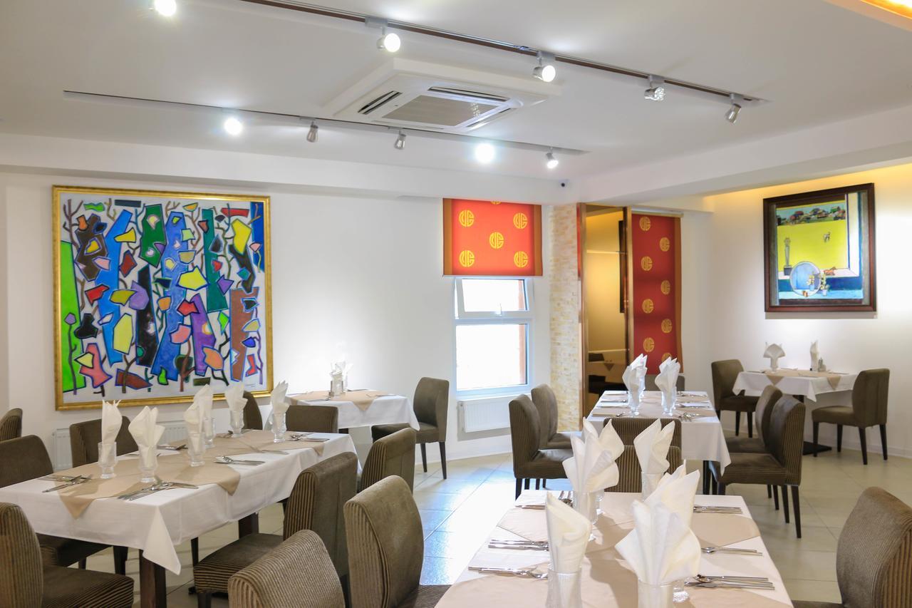 אולן בטור Ub Inn Hotel מראה חיצוני תמונה