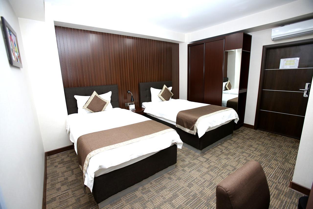 אולן בטור Ub Inn Hotel מראה חיצוני תמונה